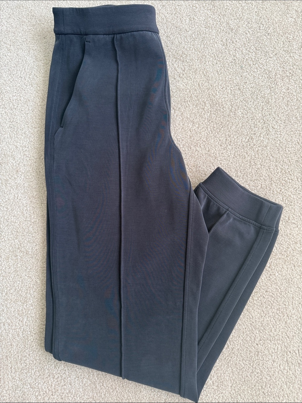 Lululemon softstreme jogger